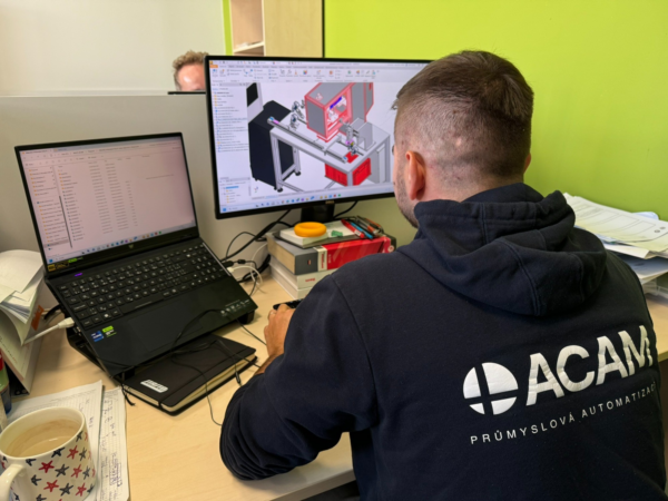Konstruktér*ka robotických pracovišť a jednoúčelových strojů (50 000 – 75 000Kč)