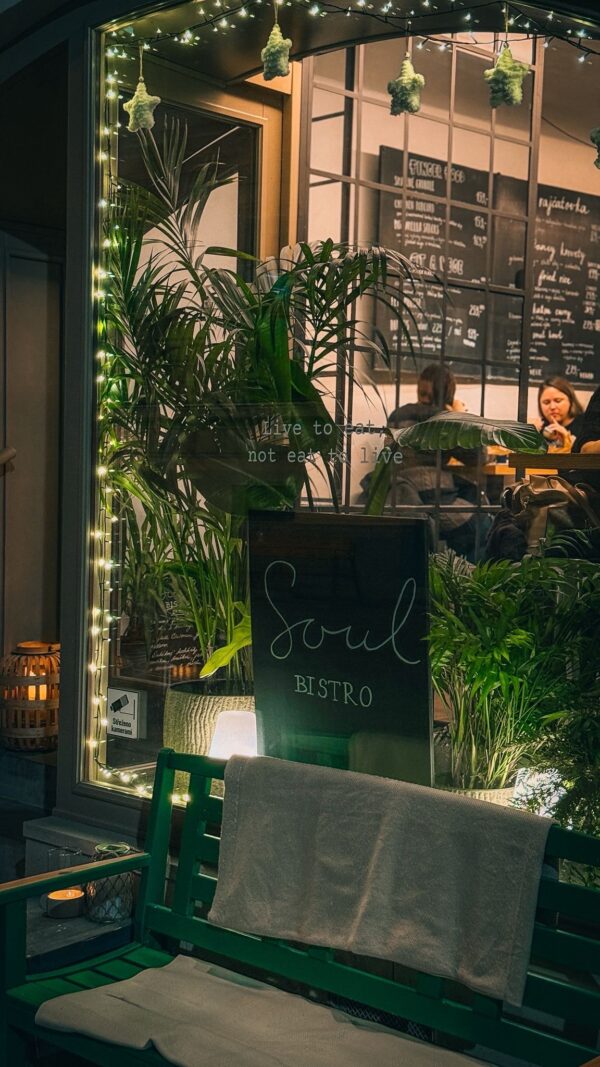 Hlavní a pomocný kuchař (28.000-35.000)