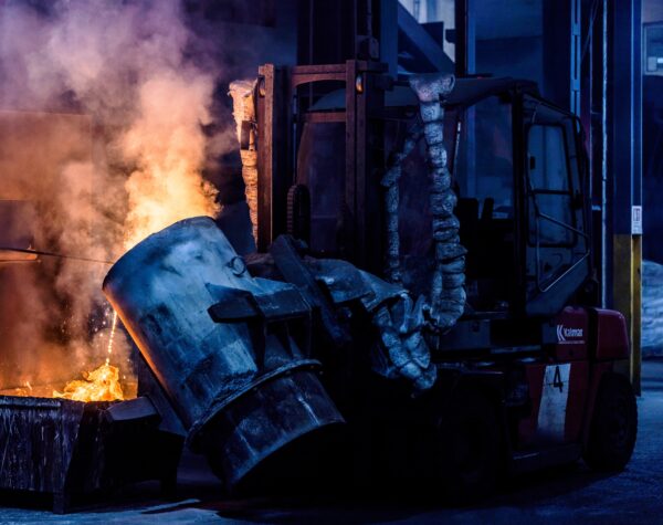 Řidič VZV ve slévárenském provozu (33 000 – 37 000 Kč)